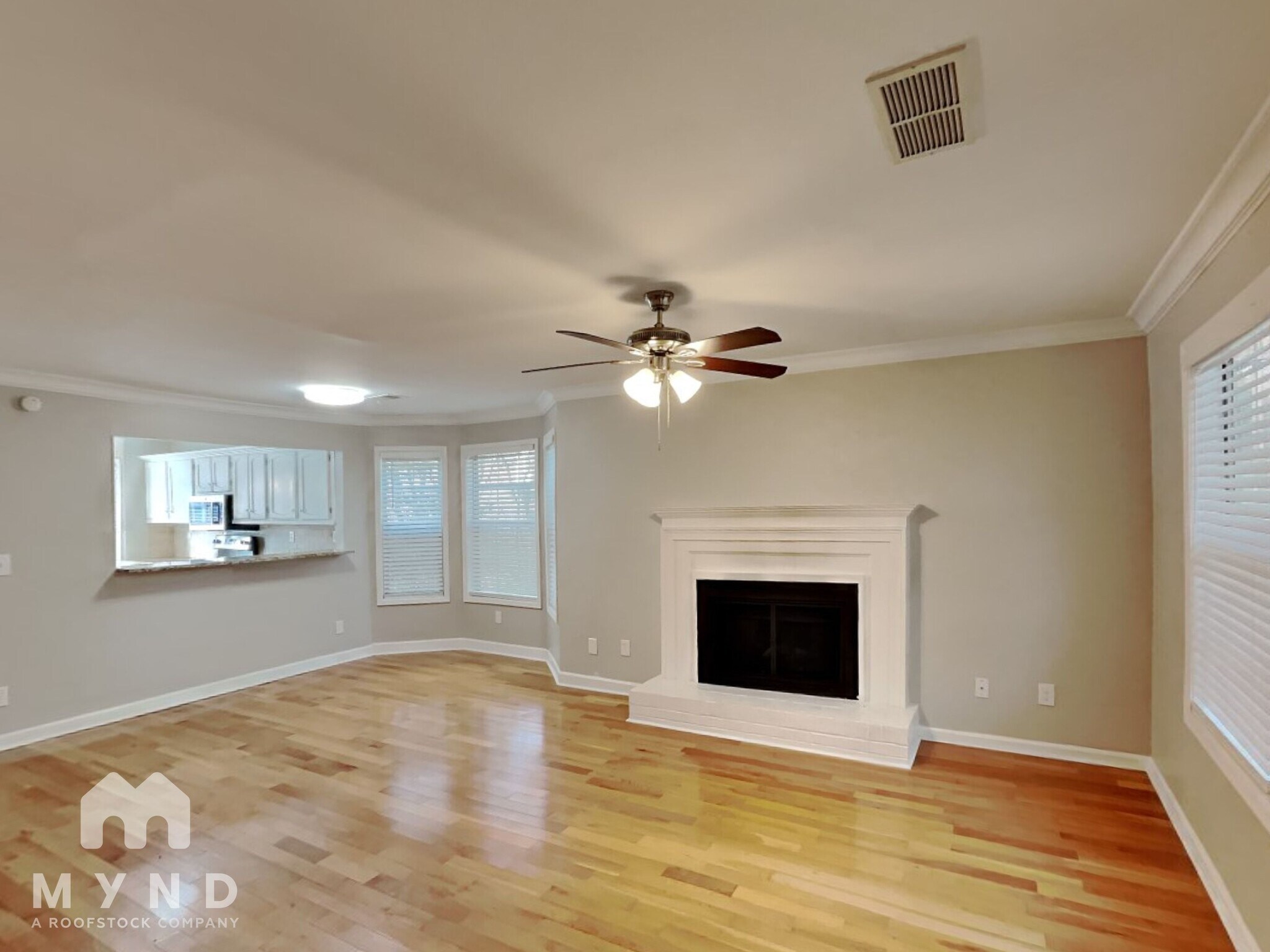 Building Photo - 5210 Laurel Bridge Dr SE