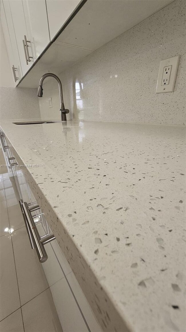 Building Photo - 1401 SW 128th Terrace