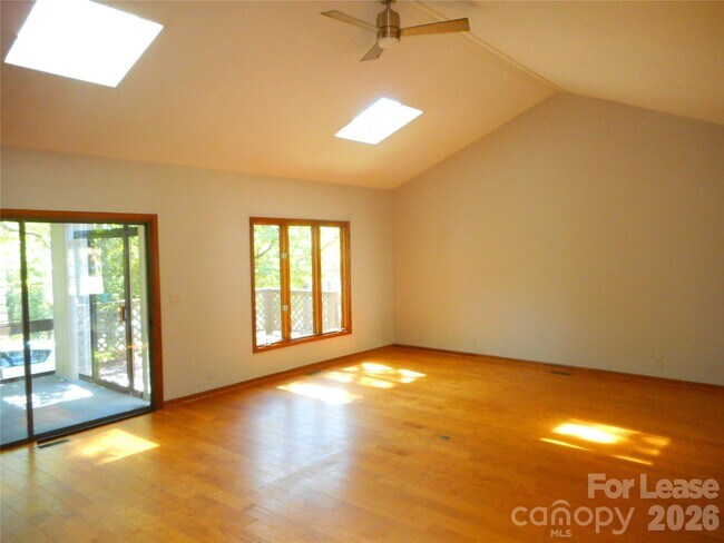 Building Photo - 16161 Tana Tea Cir