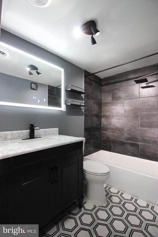 Building Photo - 1931 N Cleveland St