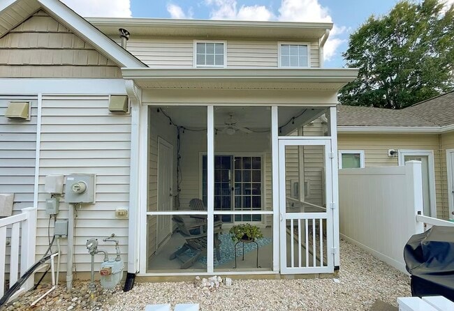 Building Photo - 2709 Willow Pines Pl