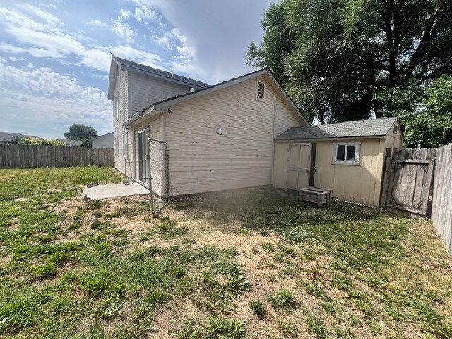 Building Photo - Spacious 3 Bedroom 2 Bath House for Rent in Nampa!