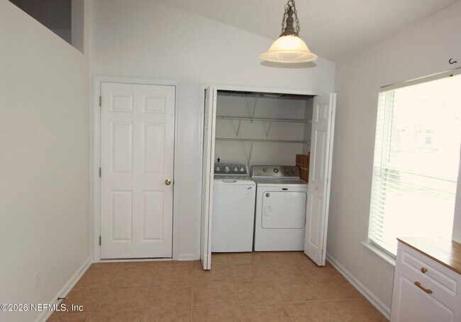 Building Photo - 509 Candyroot Ct