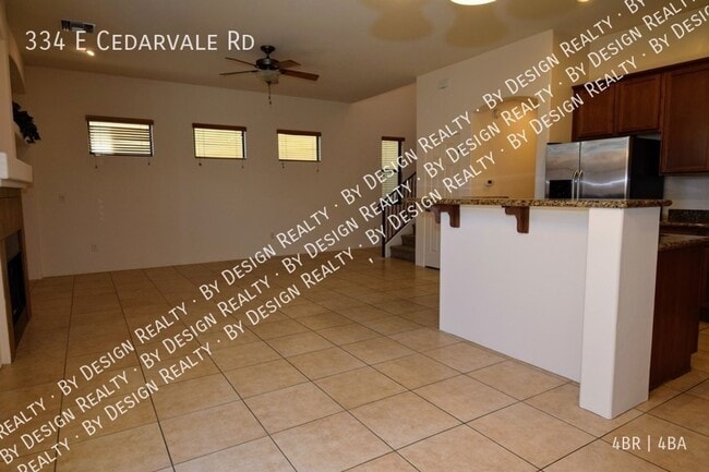 Building Photo - 334 E Cedarvale Rd