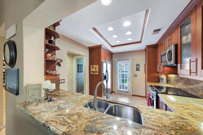 Building Photo - 182 Desert Falls Cir