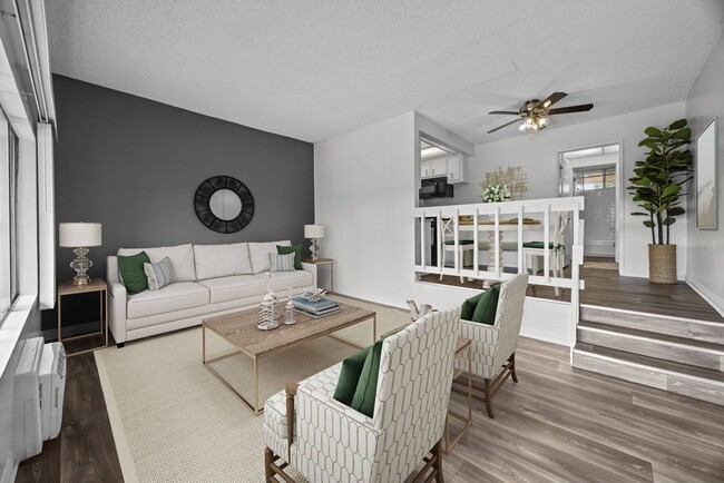 Building Photo - The Oaks Apartments
