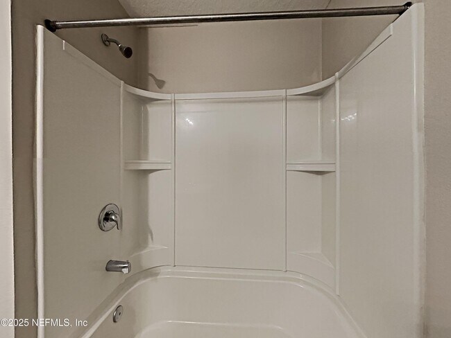 Building Photo - 11619 White Sturgeon Ct