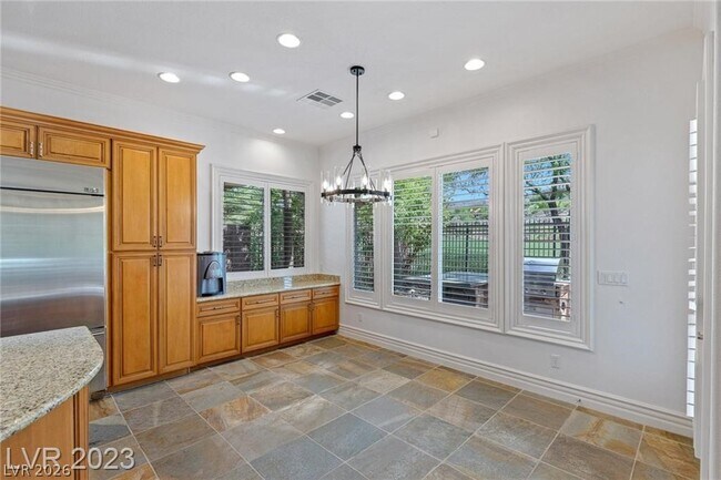 Building Photo - 1447 Foothills Village Dr