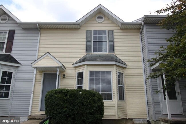 Building Photo - 160 Stadium Cir