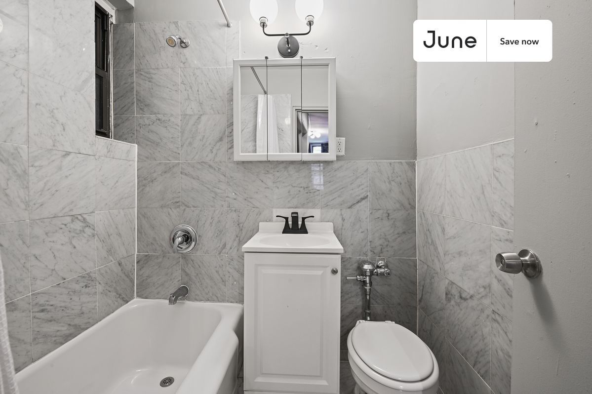 Building Photo - 334 E 90th St