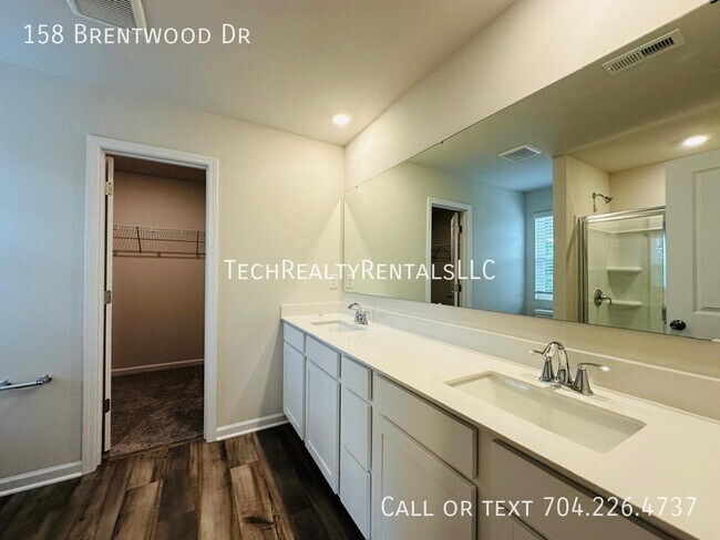 Building Photo - 158 Brentwood Dr