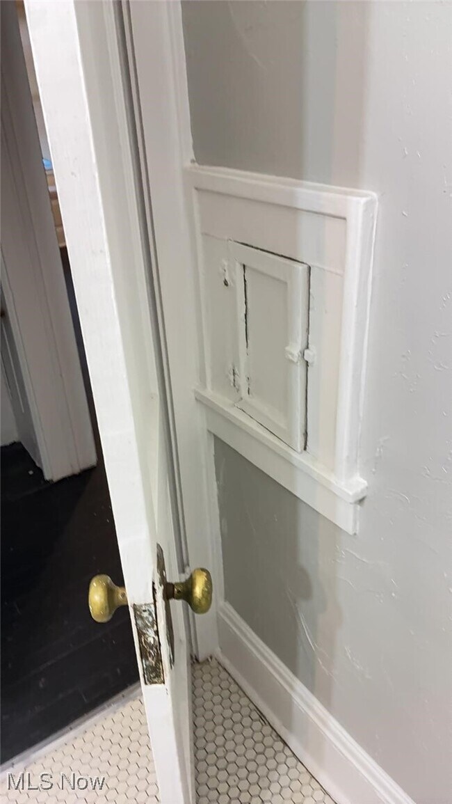 Building Photo - 2171 Olive Ave