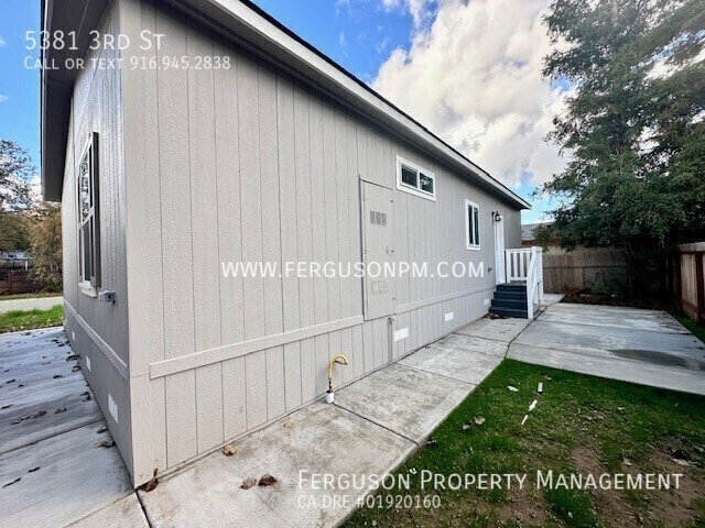 Building Photo - 5381 3rd St