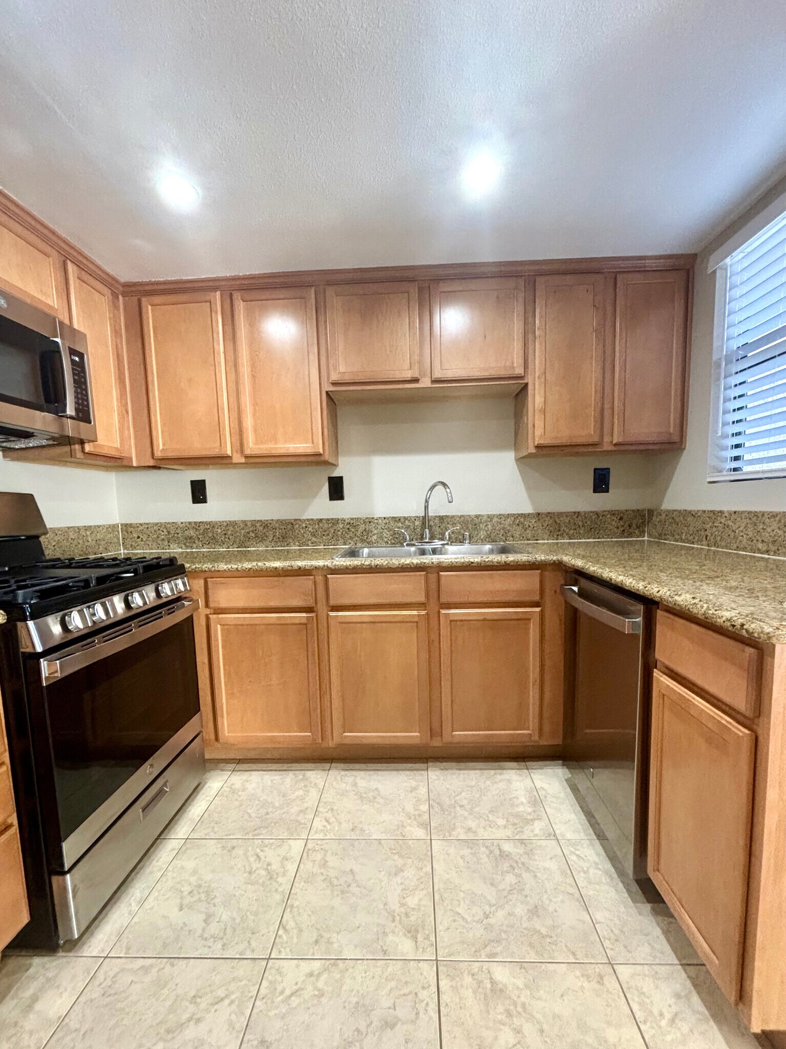 Kitchen sink - 1339 Massachusetts Ave
