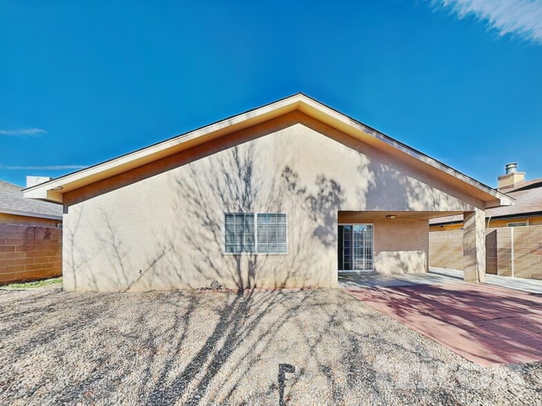 Building Photo - 6708 Valle Verde Rd NW