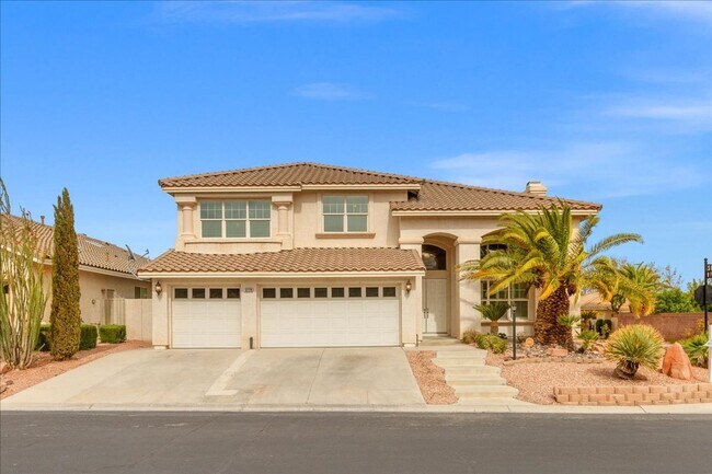 Primary Photo - Expansive 4 Bedroom Home with a Pool and L...