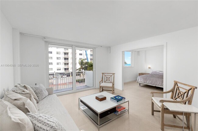 Building Photo - 345 Ocean Dr