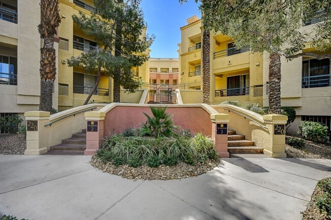 Building Photo - Luxurious Meridian Condo. Live 24/7 Guard ...