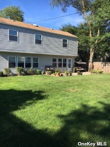 Building Photo - 6 Brook Path