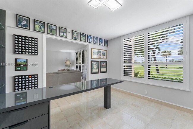 Building Photo - 7225 Promenade Dr