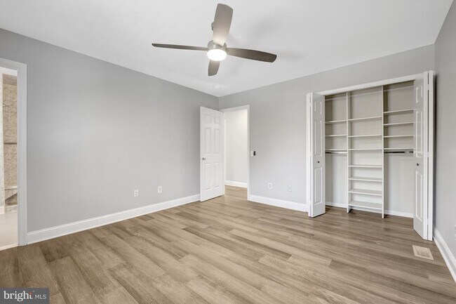 Building Photo - 13416 Whaley Ct