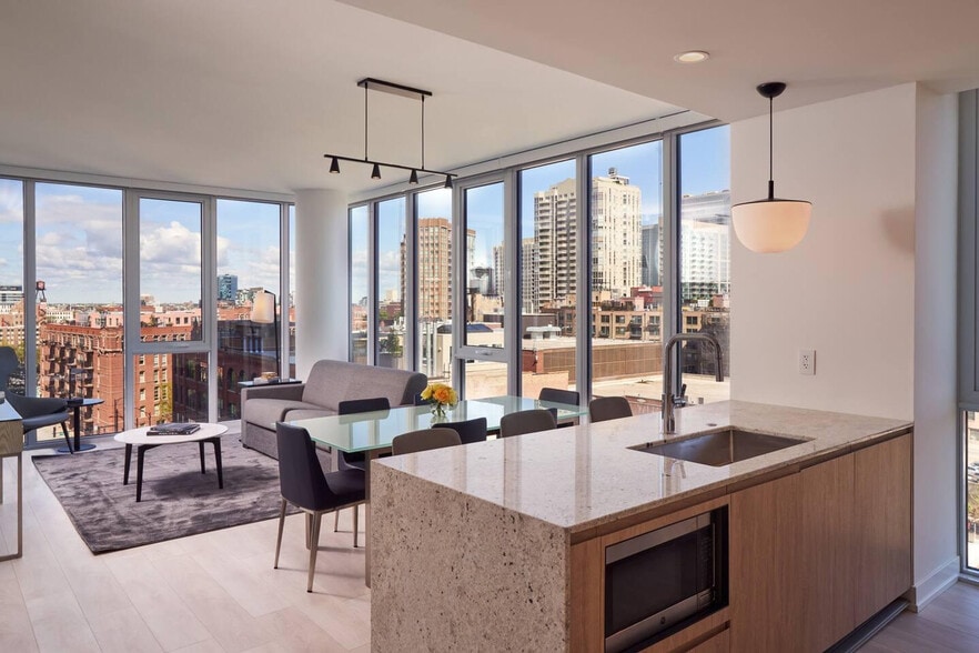 Building Photo - 360 W Illinois St