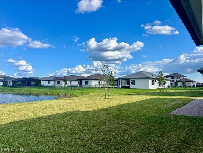 Building Photo - 5114 Panella Ave