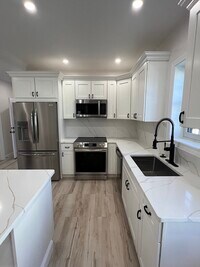 Building Photo - 31 Old Morton St