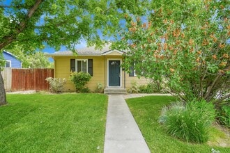 Building Photo - 1517 Chrisway Dr