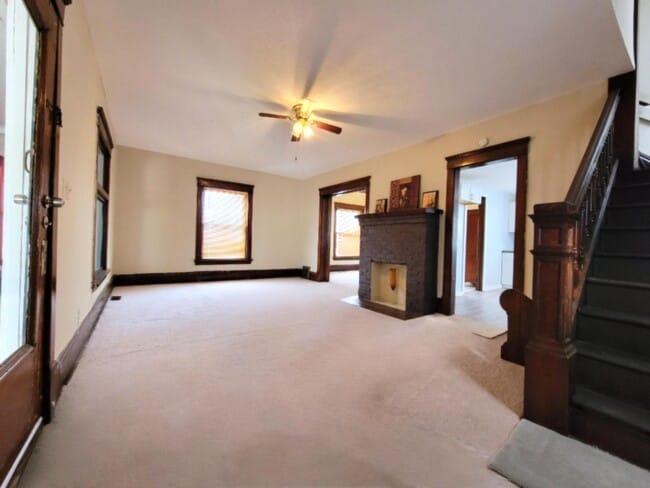 Building Photo - 2004 Cleveland Ave NW