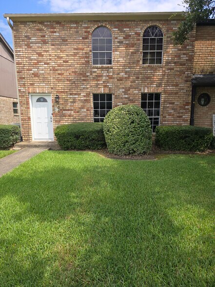 465 Longmeadow Beaumont, TX - 465 Longmeadow St