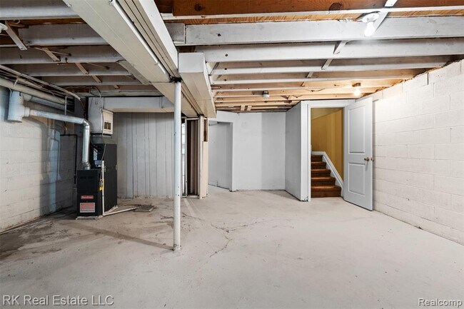 Building Photo - 58629 Wallington