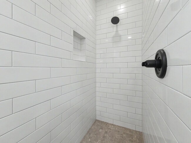 Building Photo - 3538 S Hudson St