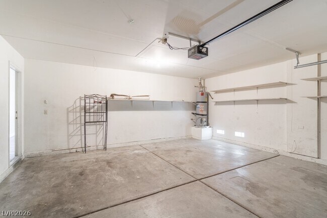 Building Photo - 3130 Meadow Flower Ave