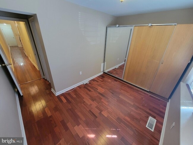 Building Photo - 1828-1800 Green St