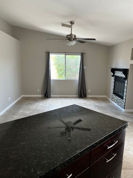 Building Photo - 41760 Jamaica Sands Dr