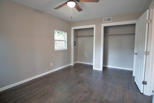 Building Photo - 4420 NW 13th St