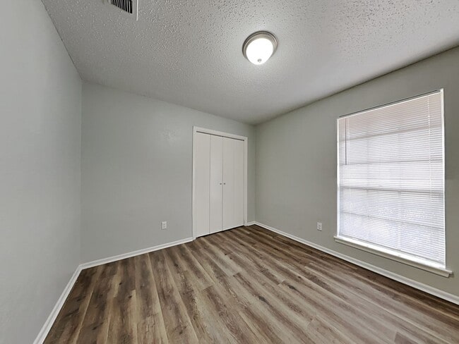 Building Photo - Newly Renovated Single Family Home | 3 BR/1.5BA | 1-Car Covered Parking | Gated backyard