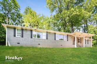 Building Photo - 1980 Harold Ave SE