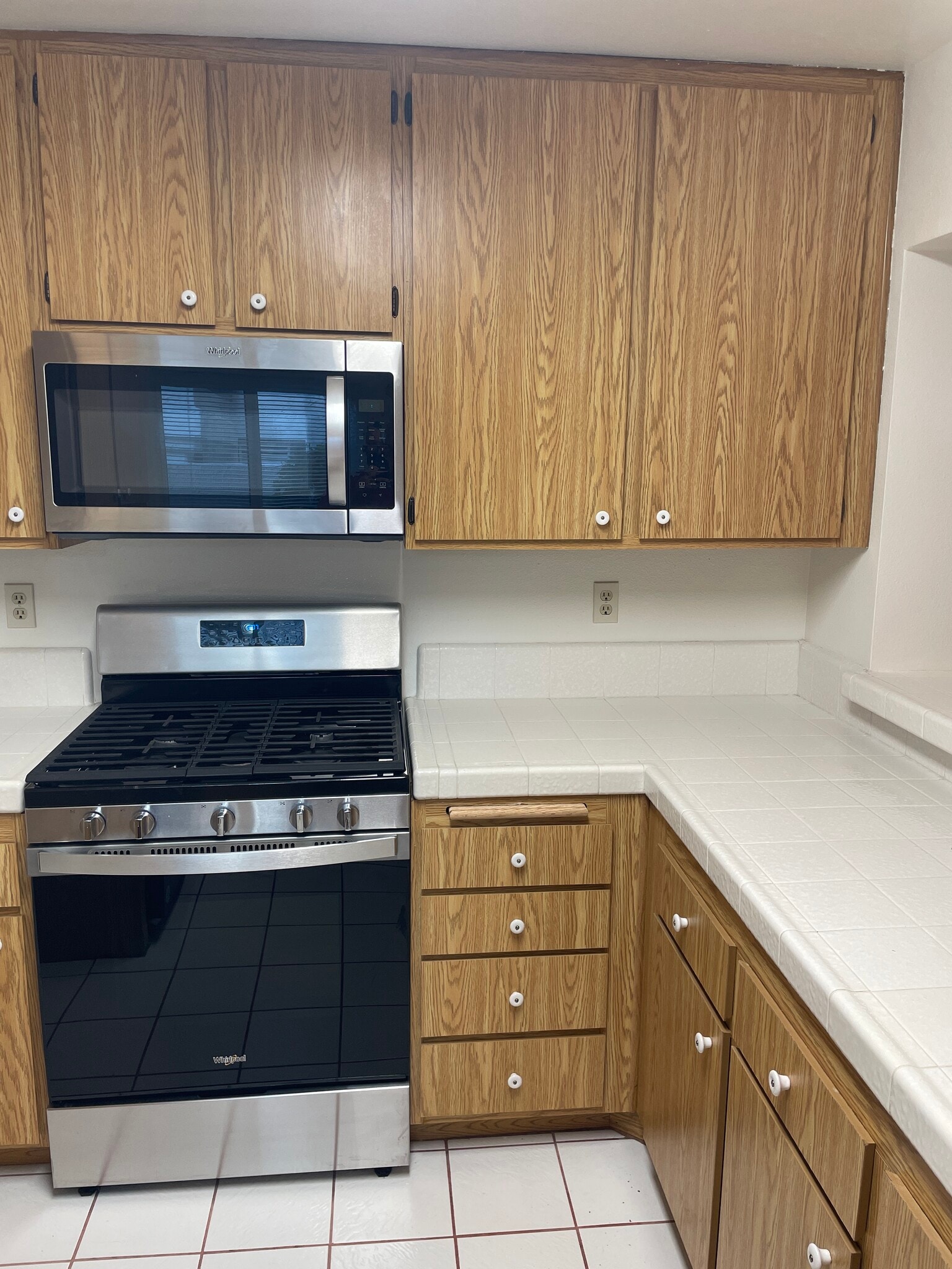 Building Photo - 1321 Calle Lozano