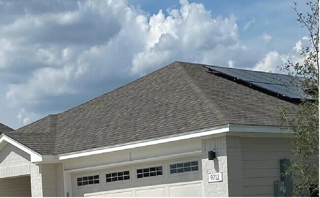 Building Photo - 9712 Grapevine Leaf Dr