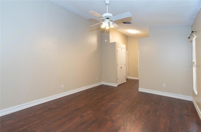 Building Photo - 12860 Waterhaven Cir