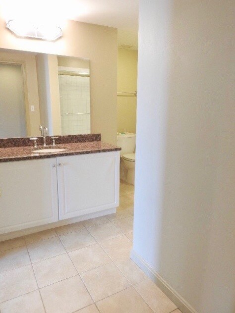 Building Photo - 10 Museum Way