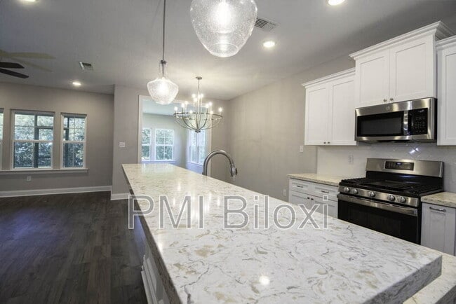 Building Photo - 16982 W Landon Green Cir