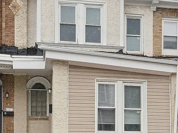 Building Photo - 5959 Windsor Ave