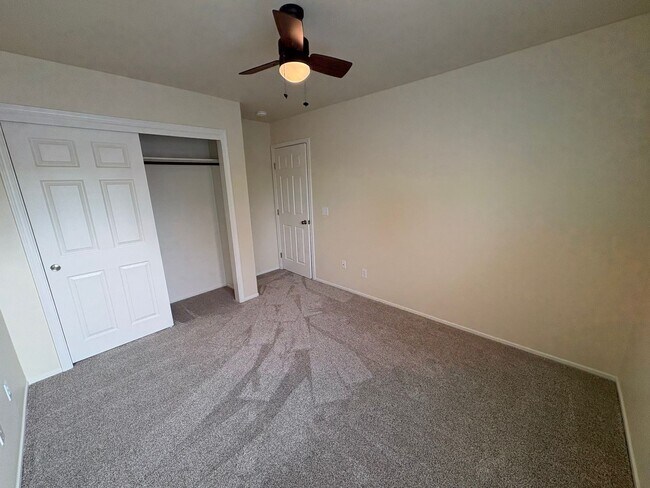 Building Photo - PRIVATE SHOWING ONLY! Immaculate 2 Story Home for Rent in Exeter!