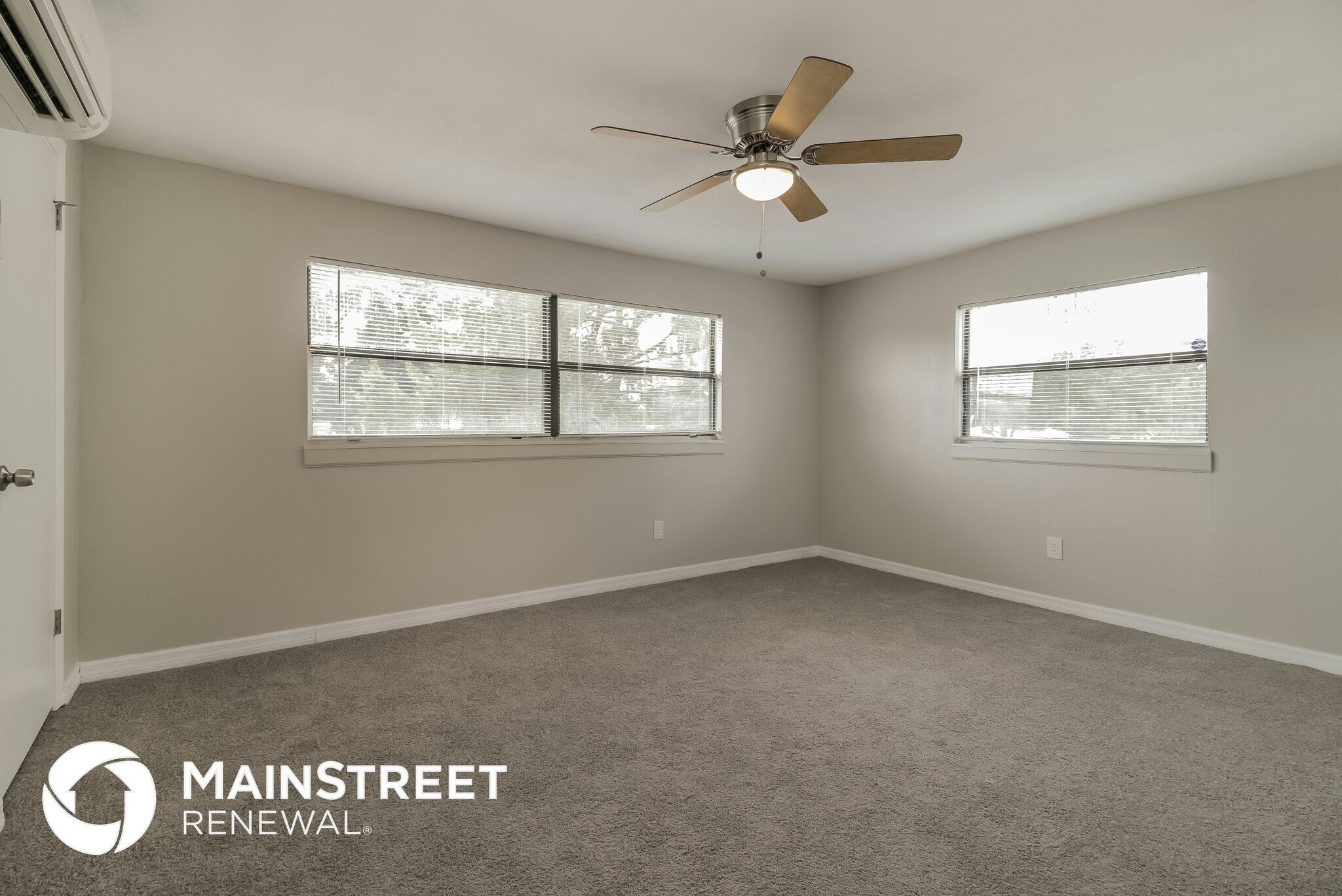 Building Photo - 4409 Cepeda St