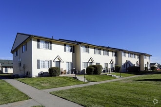Building Photo - Sunset Peak
