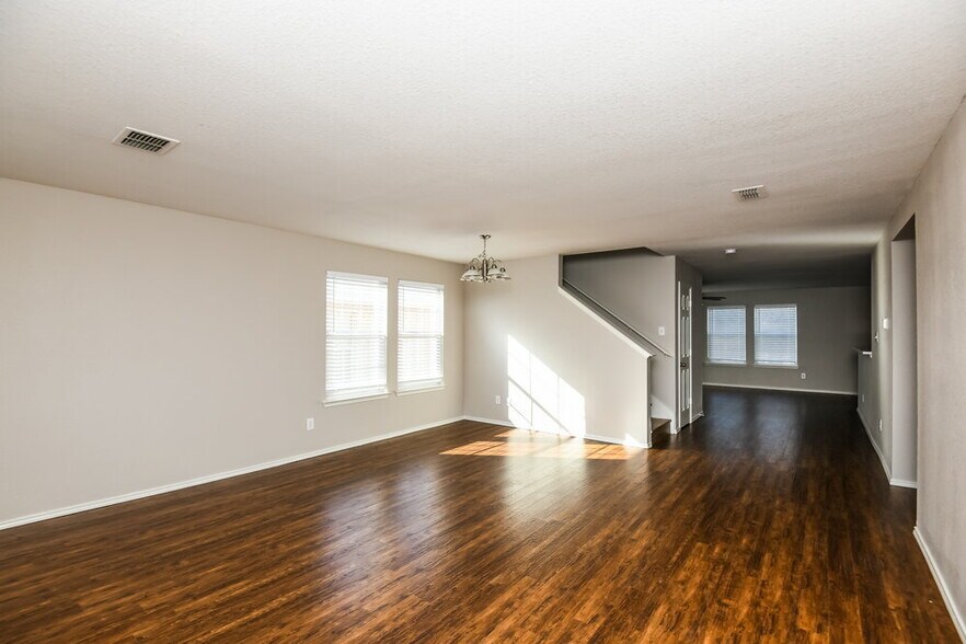 Building Photo - 7512 Rock Garden Trail