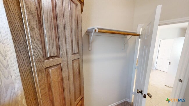 Building Photo - 309 Prospector Trl